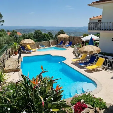 Quinta Do Ribeiro - - Serra Da Estrela 科维良