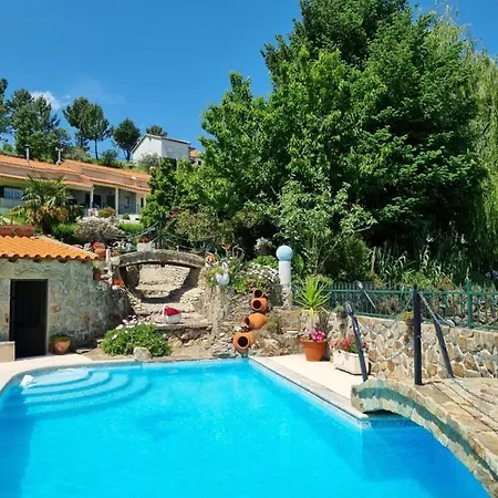 Quinta Do Ribeiro - - Serra Da Estrela 度假居 *
